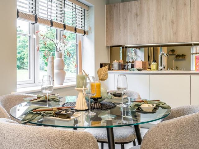 Flat for sale in Daws Hill, Cressex