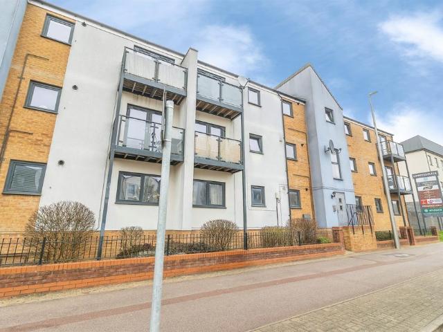 Flat for sale in Broughton Gate, Monkston Park
