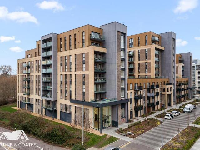 Flat for sale in Burnt Mill, Harlow