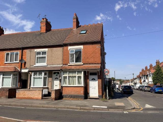 Flat for sale in Camp Hill