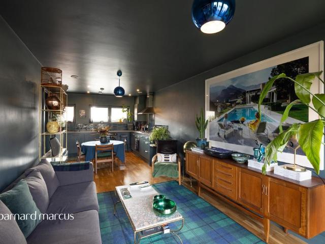 Flat for sale in Old Kent Road, Greater London