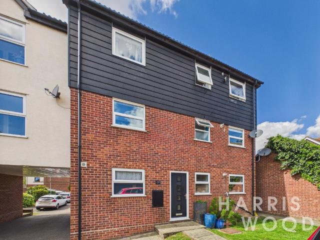 Flat for sale in Myland, Fordham Heath