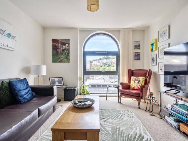 Flat for sale in Spike Island, Feckenham