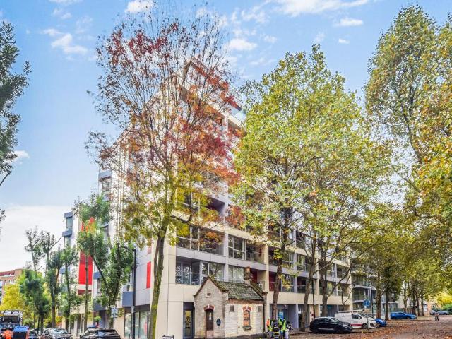 Flat for sale in Rotherhithe, Greater London