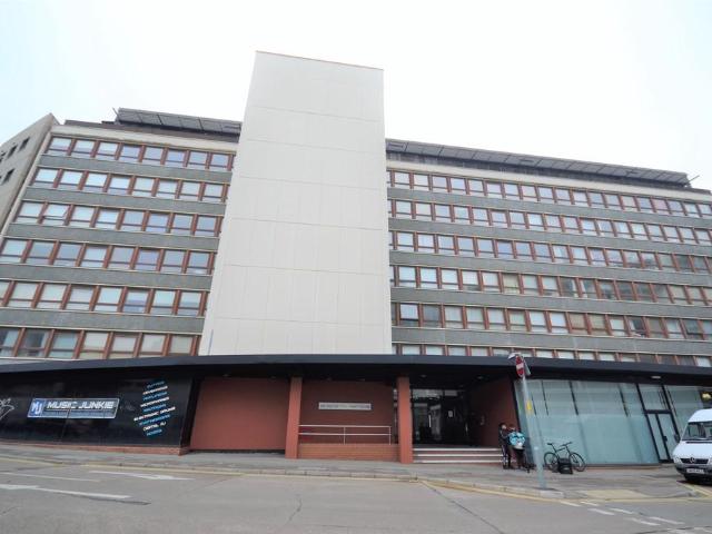 Flat for sale in St Matthew's, Old Wharf