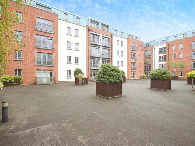 Flat for sale in Spon End, West Midlands