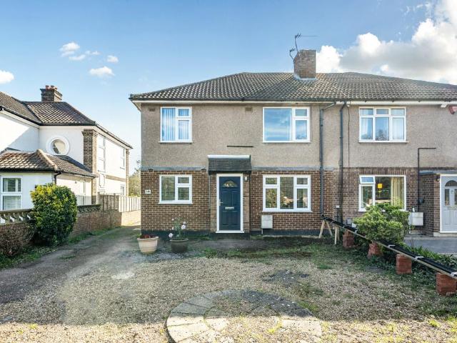 Flat for sale in Crayford, Greater London