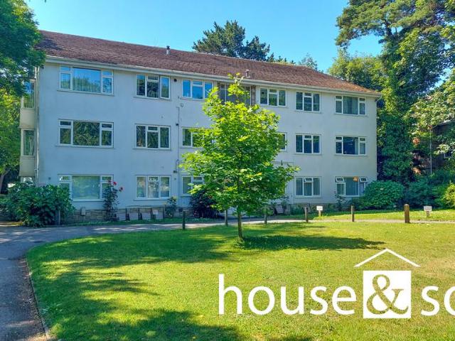 Flat for sale in Springbourne, Bournemouth