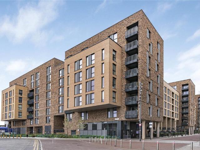 Flat for sale in London Borough of Merton, Greater London