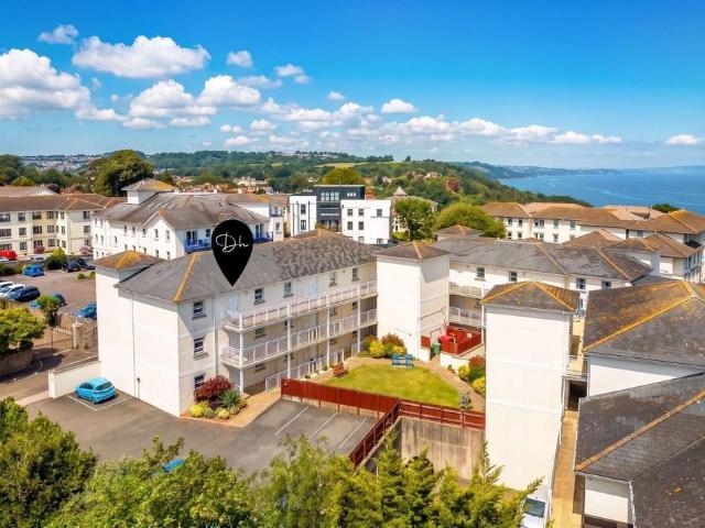 Flat for sale in Babbacombe