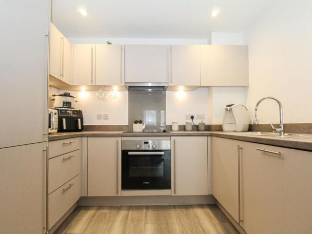 Flat for sale in St Ann's, Haddon