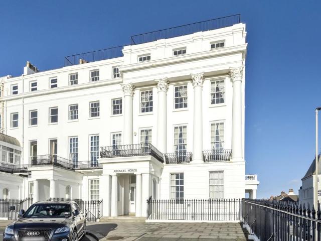 Flat for sale in Brighton Marina Village, Brighton & Hove
