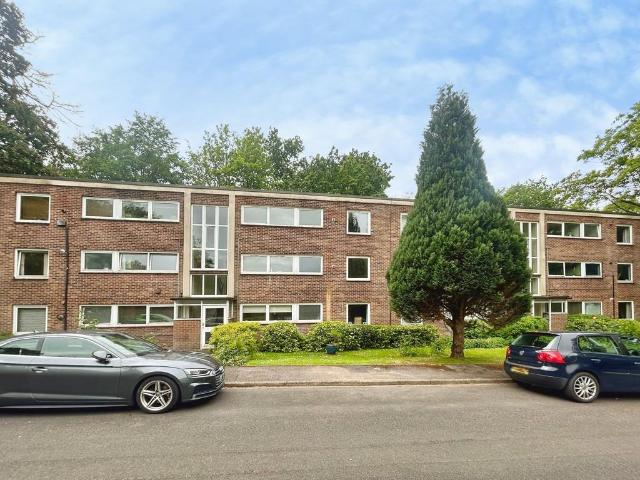 Flat for sale in Helford, Hampshire