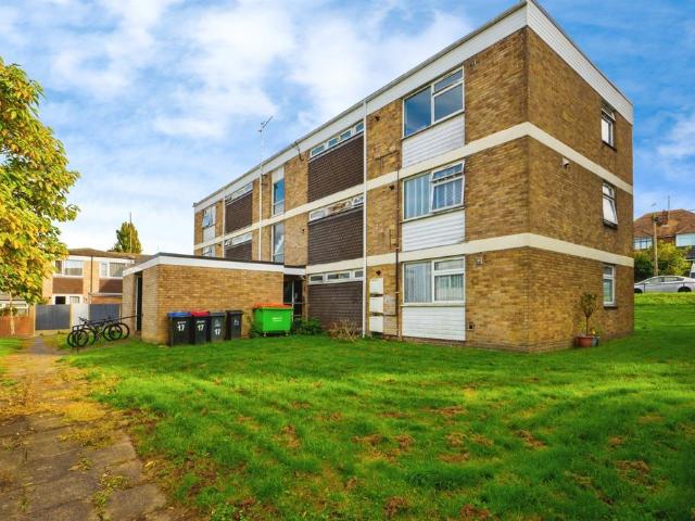 Flat for sale in Stuppington, The Bridge