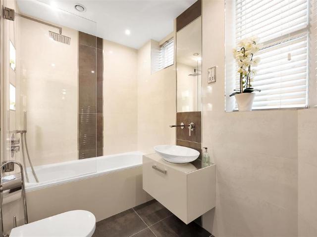 Flat for sale in Marylebone, Isle Of Man