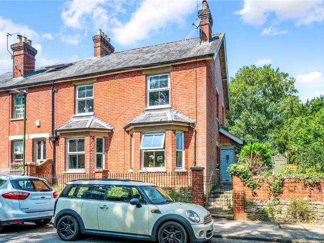 Flat for sale in Littlecote, West Sussex