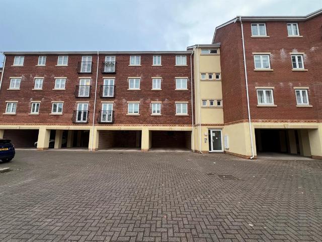 Flat for sale in Pontprennau, Falcon Lodge