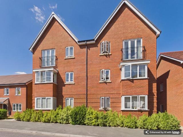 Flat for sale in Bourne Vale, Kent