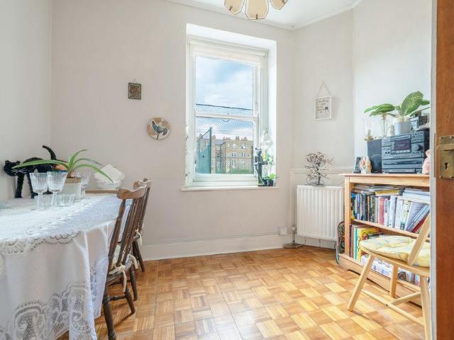 Flat for sale in Kensal Town, Maida Vale