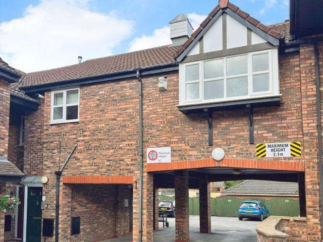 Flat for sale in Bolton, Markland Hill