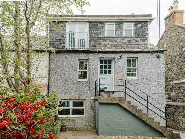 Flat for sale in Peebles, Scotland