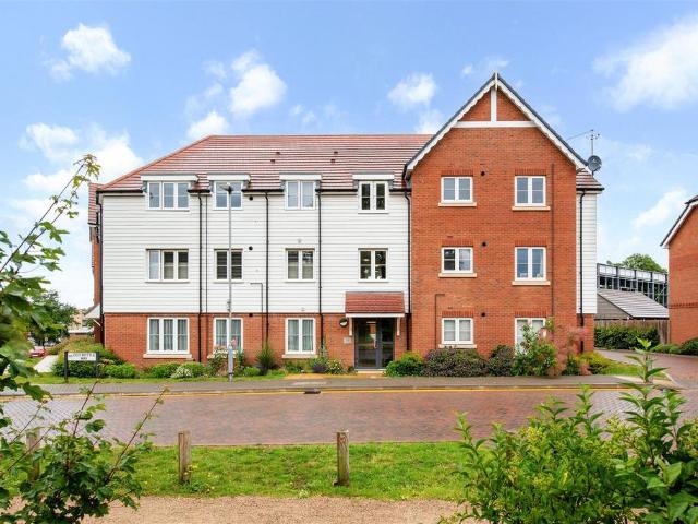 Flat for sale in Clapham, West Sussex