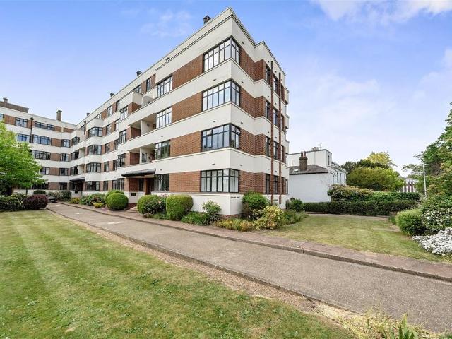 Flat for sale in Surbiton, Isle Of Man