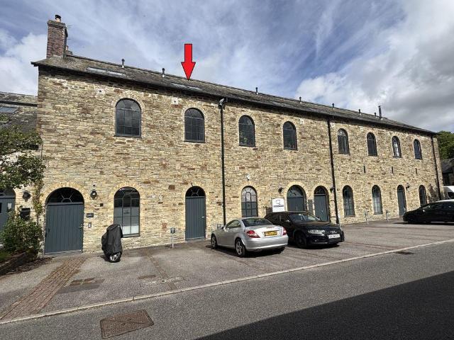 Flat for sale in Lostwithiel, Cornwall