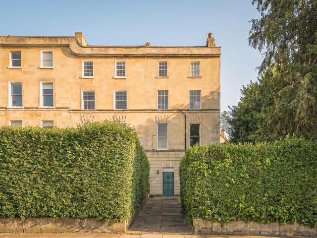 Flat for sale in Grosvenor, Dulcote