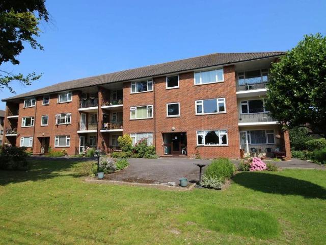 Flat for sale in Old Milton, Ashurst Bridge