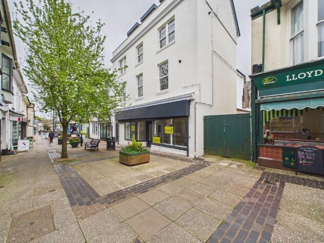 Flat for sale in Babbacombe