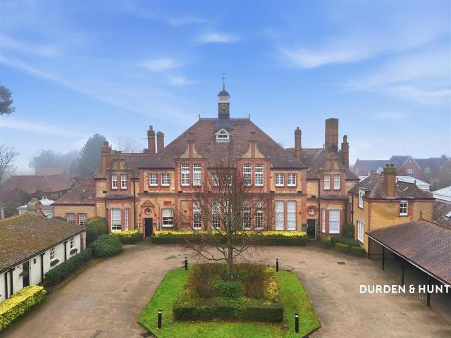 Flat for sale in Epping, Essex
