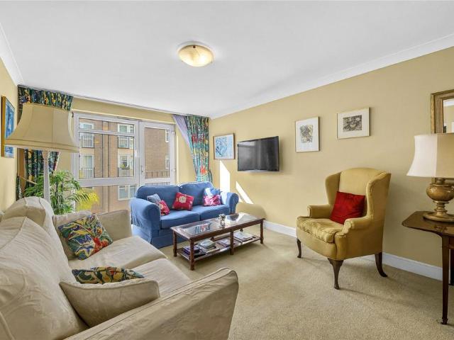 Flat for sale in London Borough of Camden, Greater London
