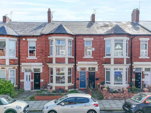 Flat for sale in South Gosforth, Tyne And Wear