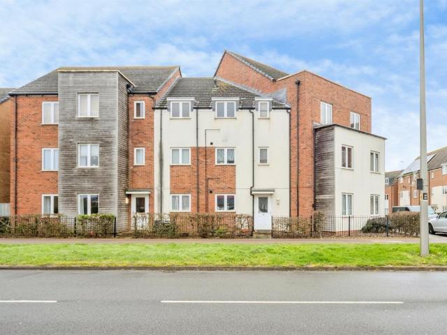 Flat for sale in Broughton Gate, Monkston Park