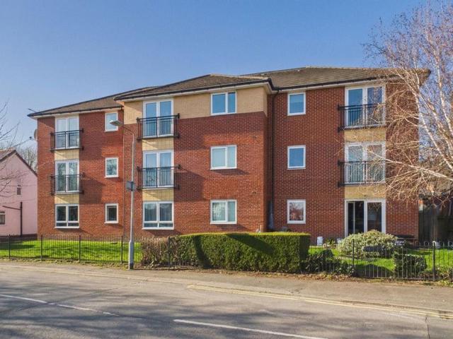 Flat for sale in Gedling