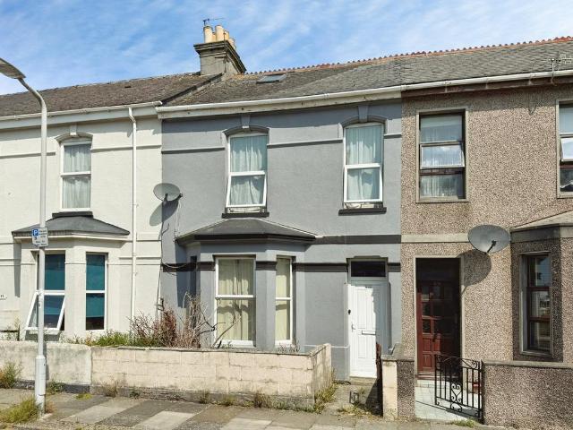 Flat for sale in St.Judes, Mount Wise
