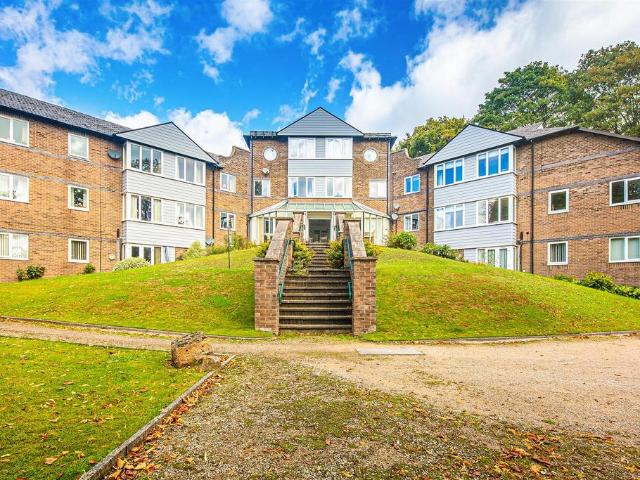 Flat for sale in Broomhill, Isle Of Man