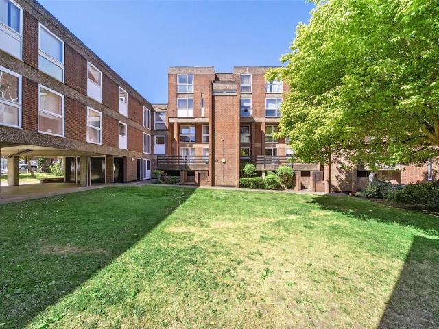 Flat for sale in Longlands, Halfway Street