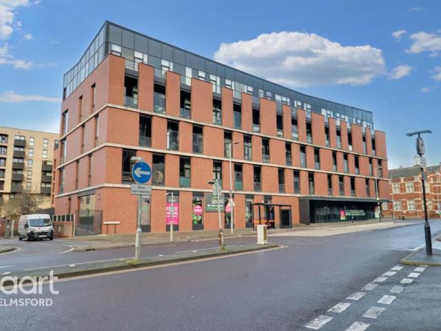 Flat for sale in Moulsham, Chelmsford
