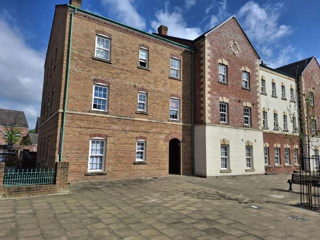 Flat for sale in East Wichel, Rodbourne