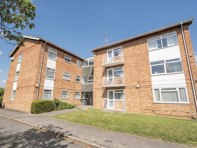 Flat for sale in Reading West, Reading