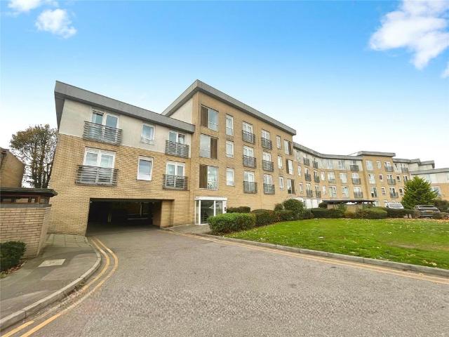 Flat for sale in Prittlewell, Alton Barnes