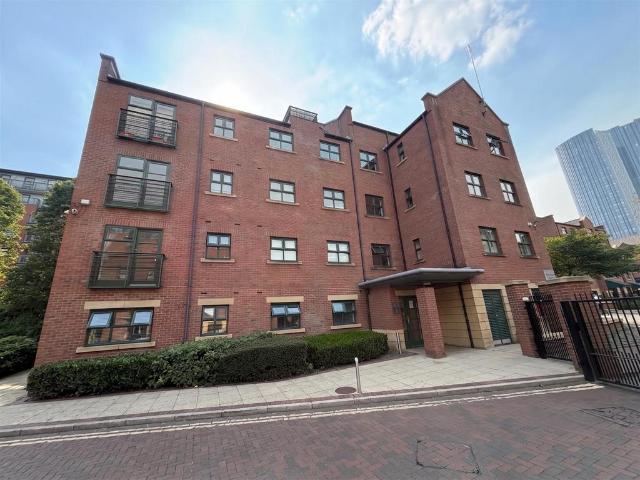 Flat for sale in City Centre, Georgia