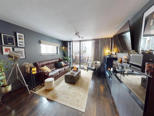 Flat for sale in Georgia, Greater Manchester