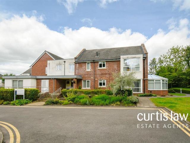 Flat for sale in Beardwood, Blackburn