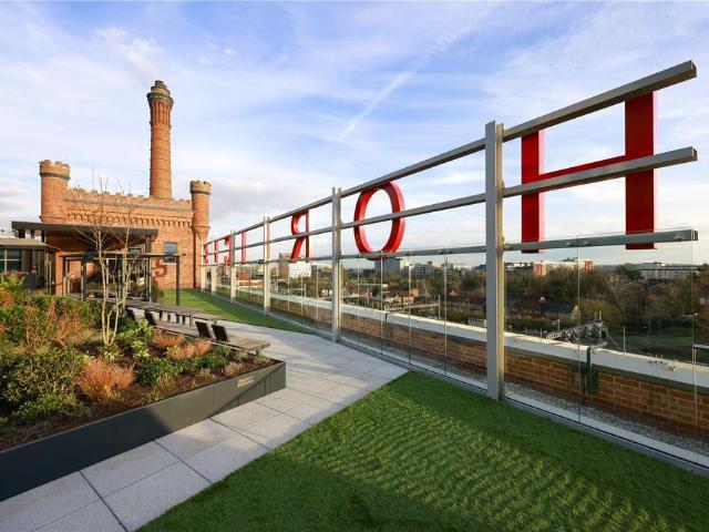 Flat for sale in Slough