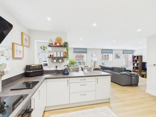 Flat for sale in Chedburgh, Isle Of Man