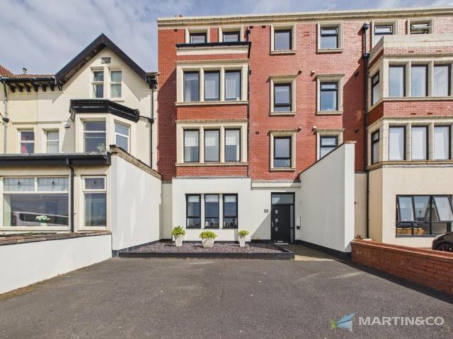 Flat for sale in Blackpool