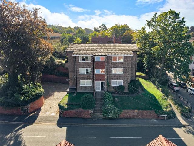 Flat for sale in Rose Hill, Mole Valley